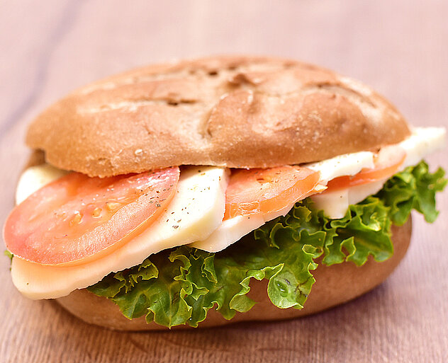 belegtes Brötchen von der Bäckerei Groschupf